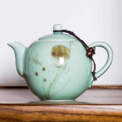 Tetera de Celadón Pintada a Mano