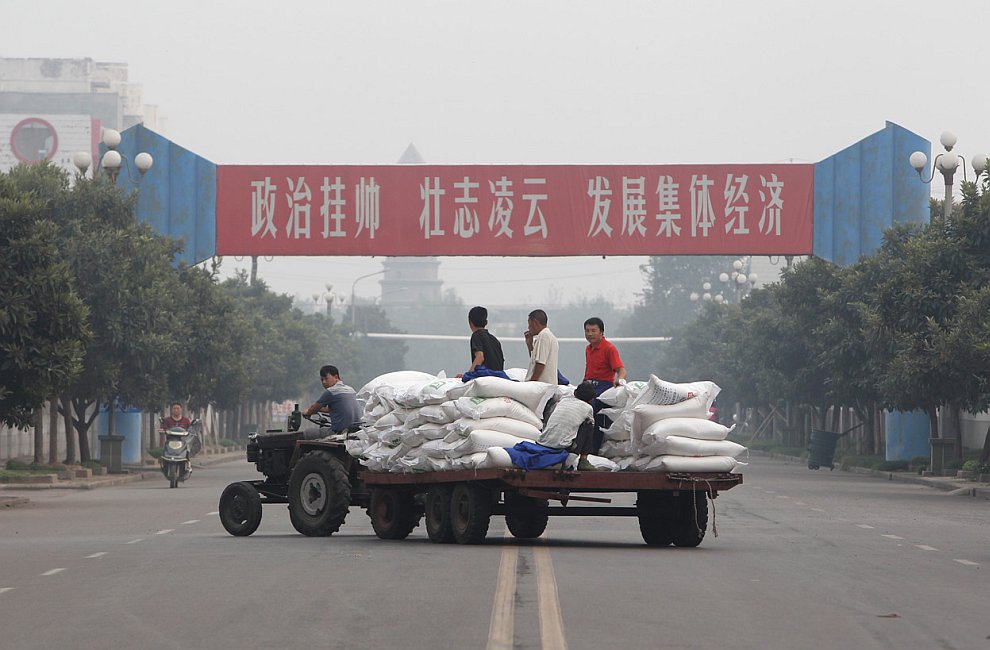 Calle con tractor en Nanjie